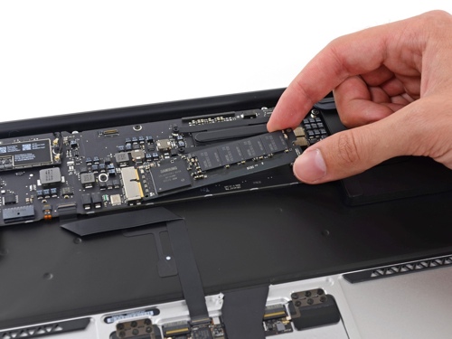 MacBook Air SSD