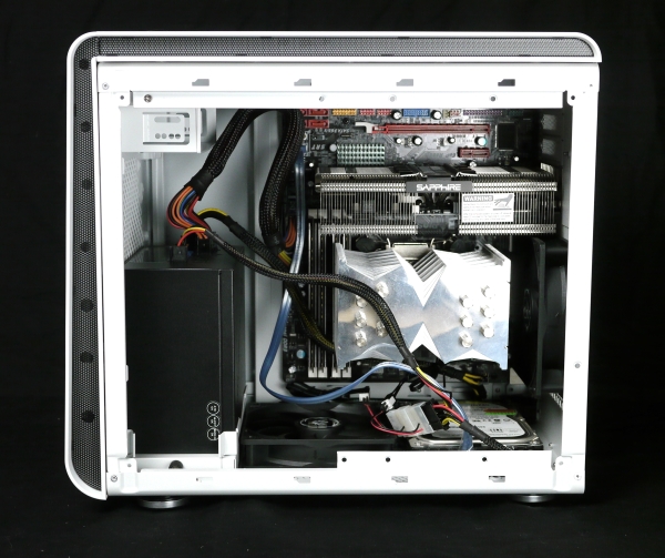 Тест и обзор: BitFenix Phenom Mini-ITX и Phenom Micro-ATX