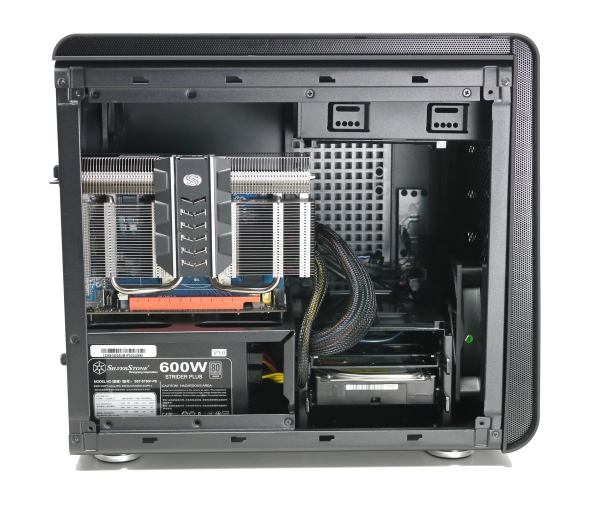Тест и обзор: BitFenix Phenom Mini-ITX и Phenom Micro-ATX