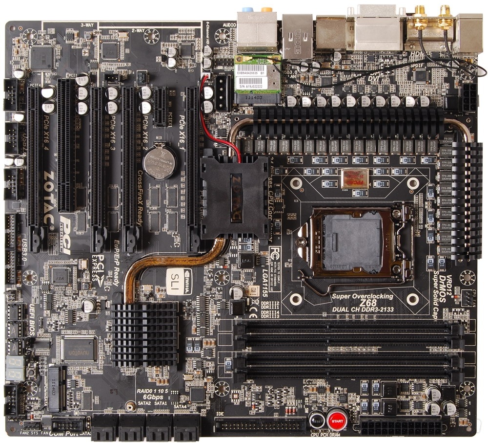 zotac_26_pwm_z68_2.jpg
