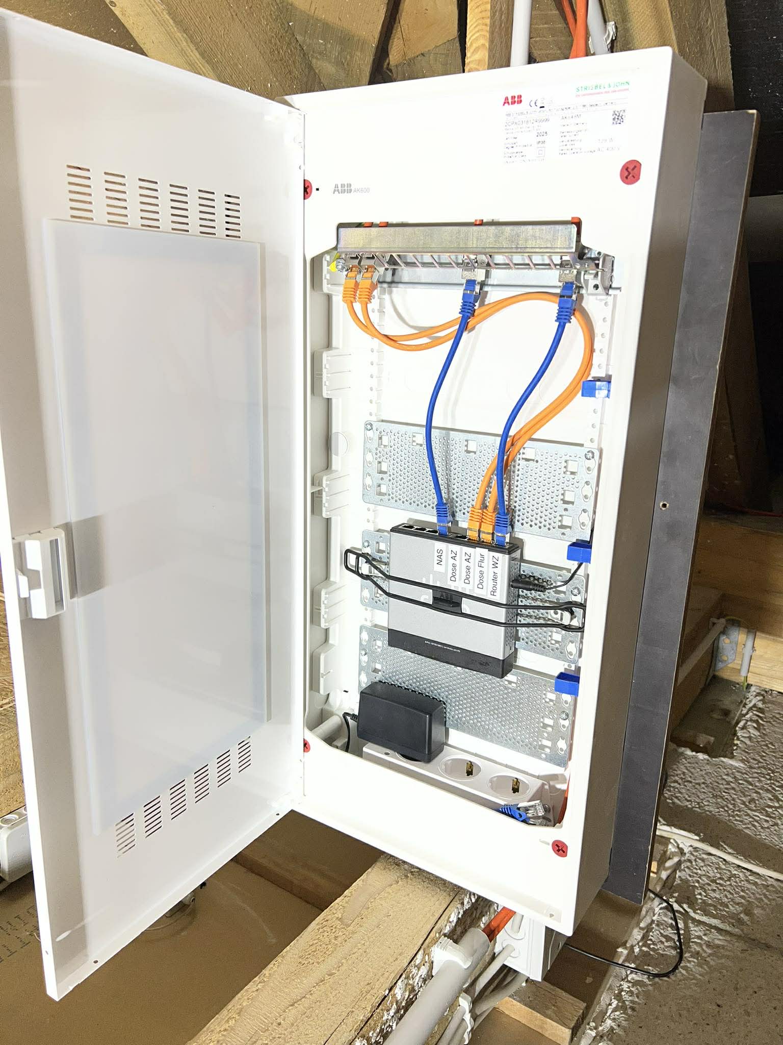 590236302_2272280863275523_5120472972956877424_n (1).jpg