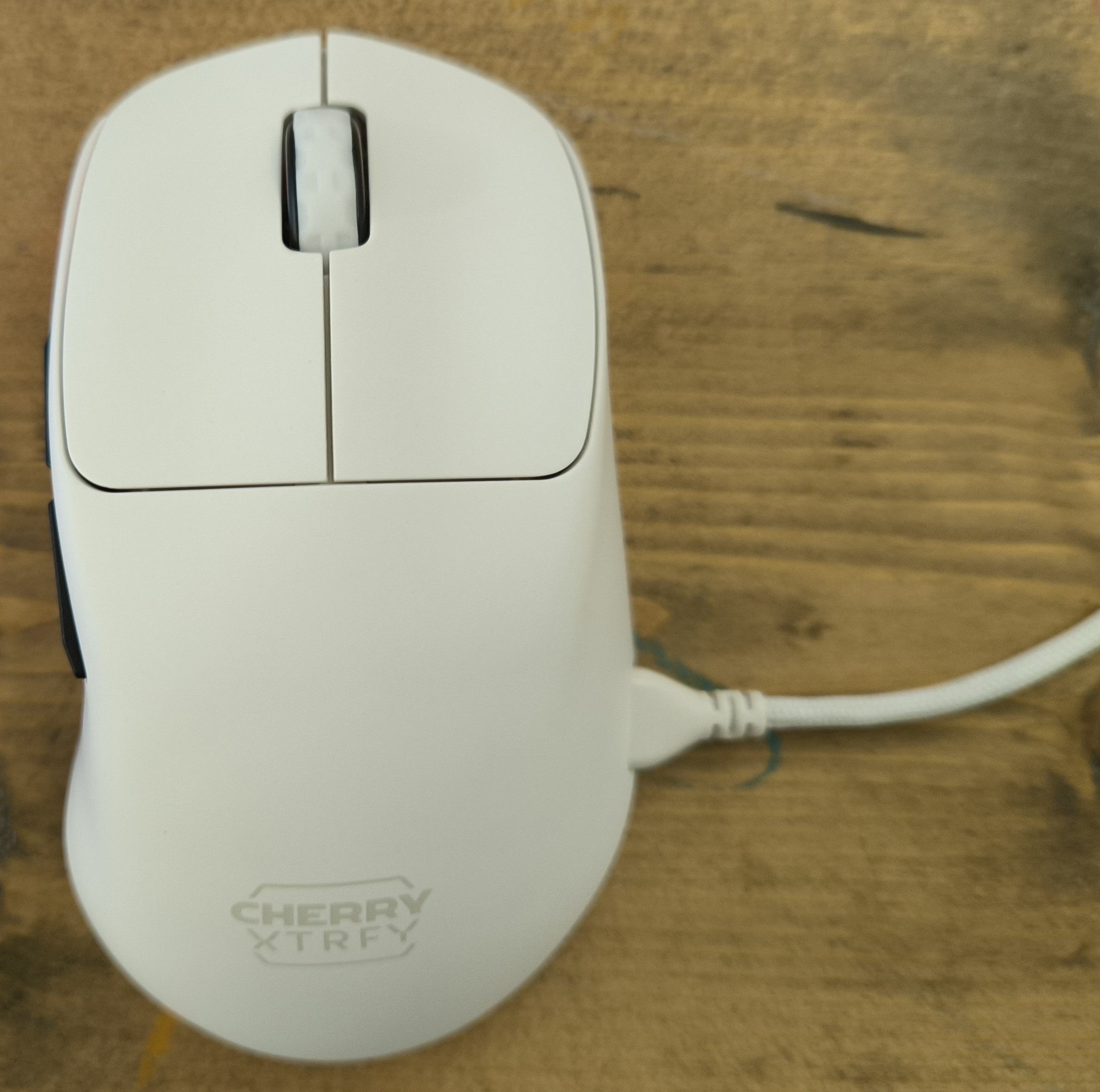 CHERRY XTRFY M64 Pro Wireless kabelgebunden.jpg CHERRY XTRFY M64 Pro Wireless kabelgebunden.jpg