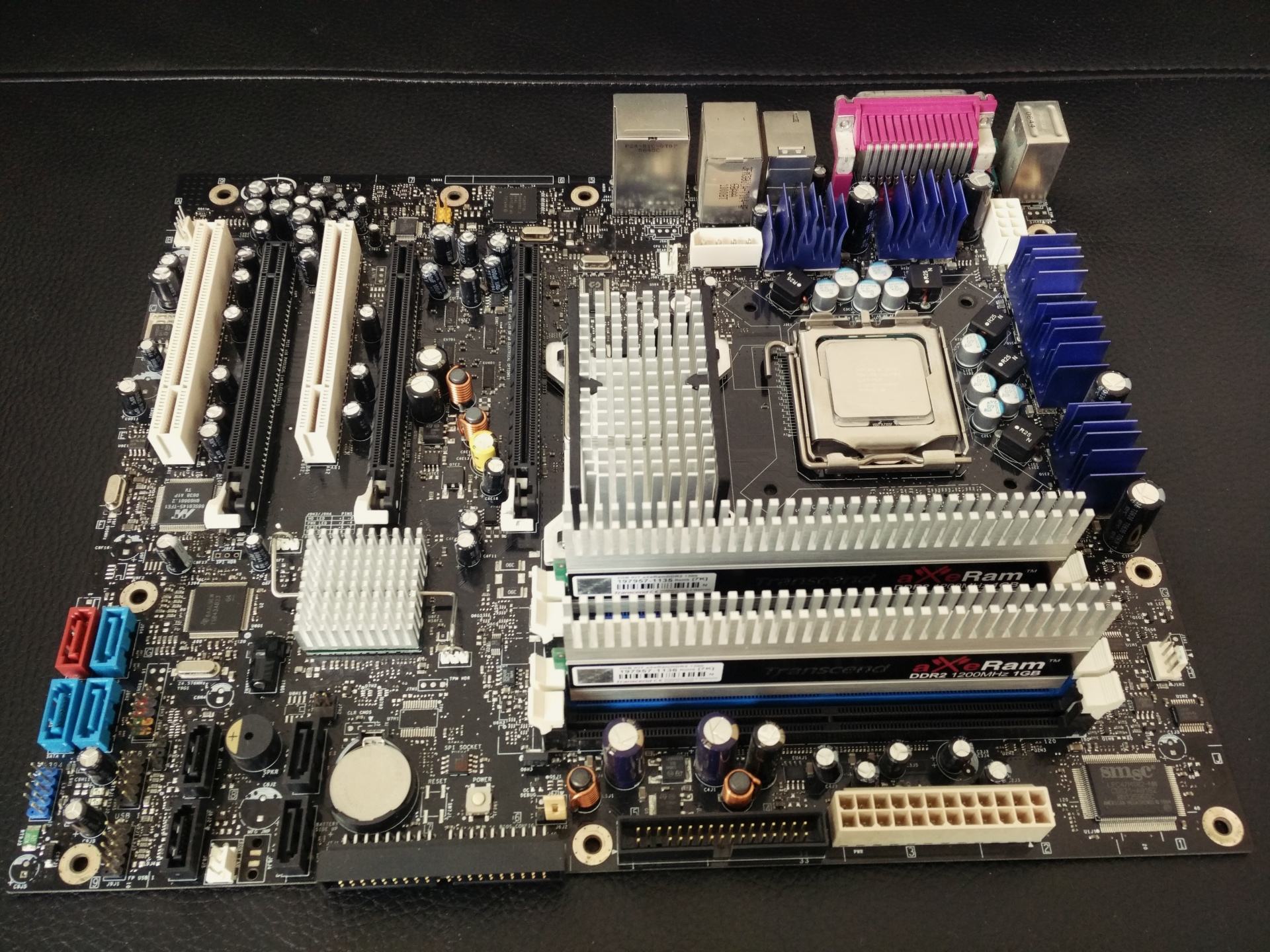 d975xbx2pylgh.jpg