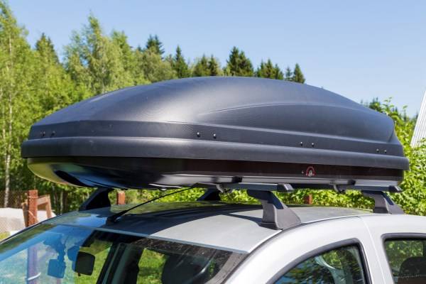 dachbox-auf-auto.jpg