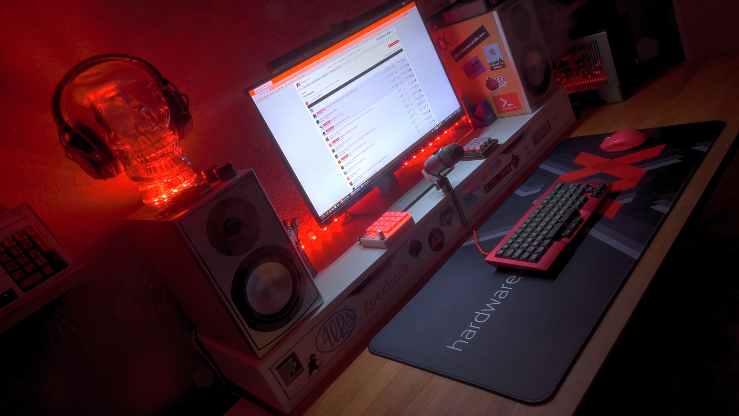 hwluxx-mat (1).jpg