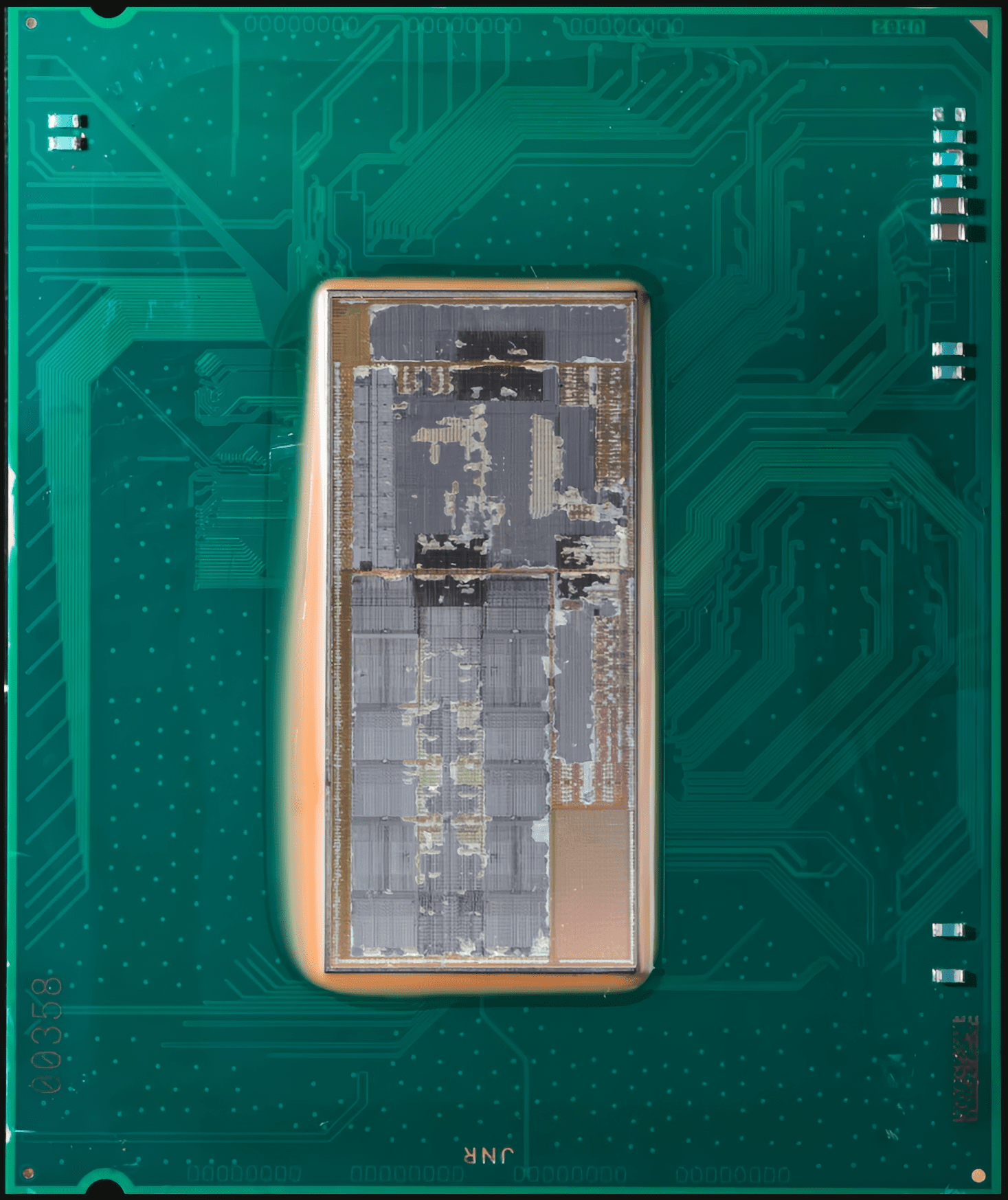 Intel-Arrow-Lake-Core-Ultra-200S-Ultra-9-285K-CPU-Die-Shots-_2png.png