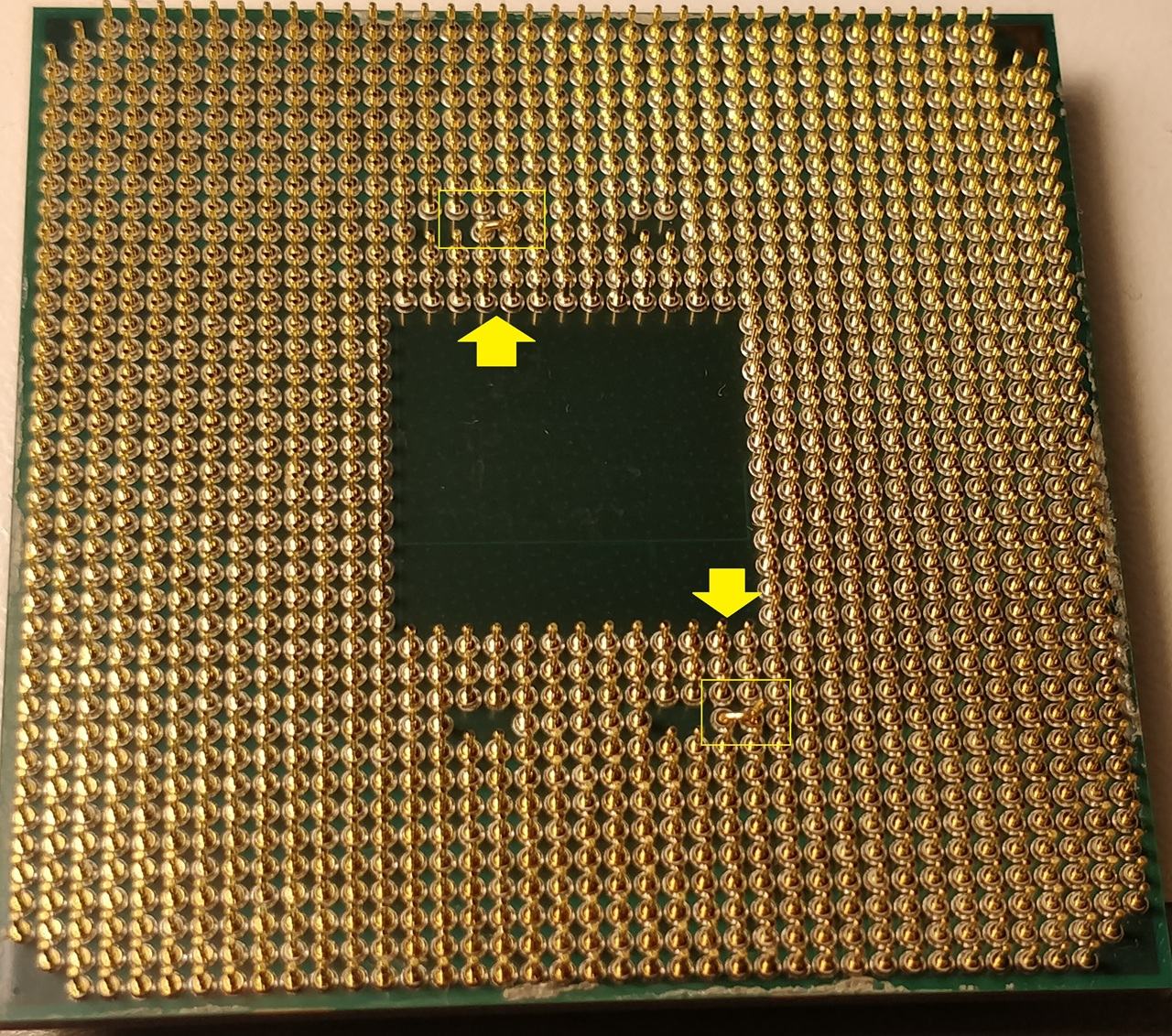 Pins verbogen.jpg
