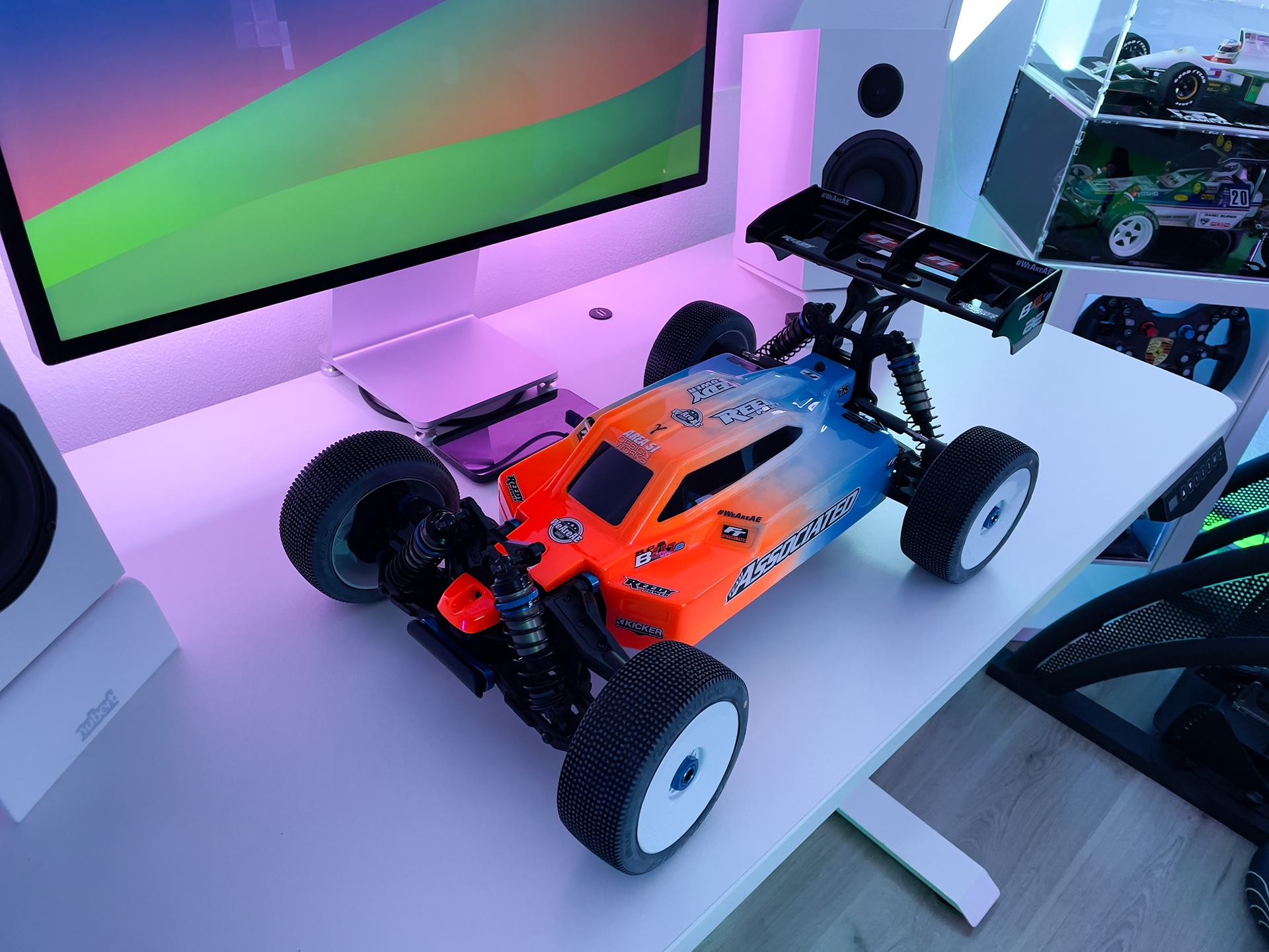 TA RC8B41e.jpg