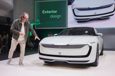 skoda-vision-o-oliver-stefani-2025-01-min-1400x933[1].jpg
