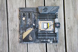 ASUS ROG Zenith Extreme