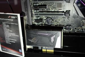 ASUS ROG Zenith Extreme