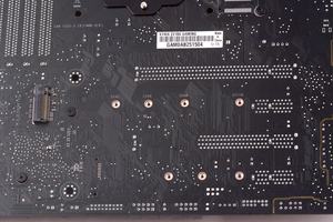 Die zweite M.2-Schnittstelle wurde beim Z270G rückseitig untergebracht.