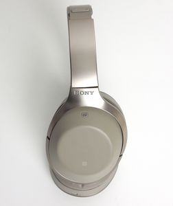 Sony MDR-1000X