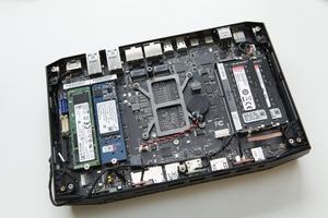Intel Hades Canyon