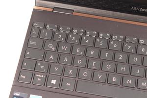ASUS ZenBook Flip S UX371 im Test