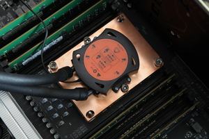 Intel Xeon W-3175X