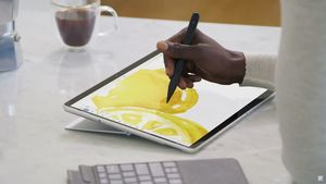 Micosoft Surface Pro 8