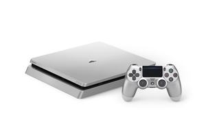 Sony PlayStation 4 in Gold und Silber