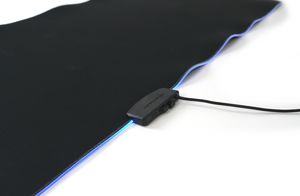 Sharkoon Skiller SGM2 und 1337 RGB Gaming Mat