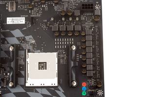 12 Spulen feuern die Ryzen-CPU an.