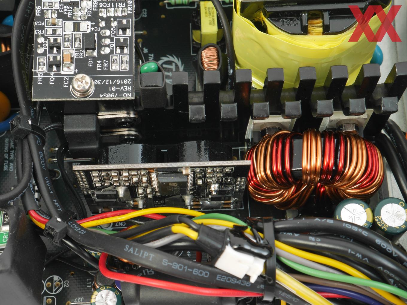 Thermaltake smart. Thermaltake Smart Pro RGB Bronze 750w. Thermaltake Smart Pro RGB 750w. Thermaltake Smart Pro RGB inside. Распиновка для проводов Thermaltake Smart Pro RGB 750.