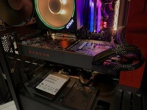 AMD Radeon RX 5700 XT