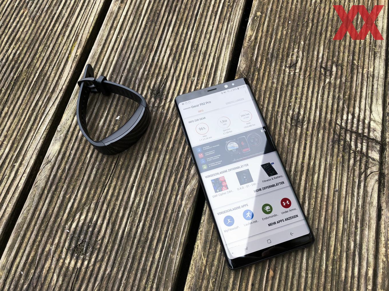 Samsung gear fit 2 pro sales spotify offline