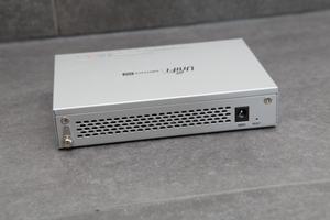 Ubiquiti UniFi Switch 8 60 W