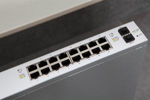 Ubiquiti UniFi Switch 16 150W