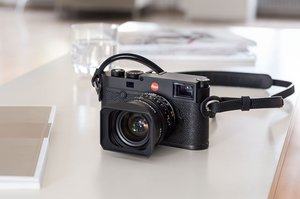 Leica M10 Rangefinder Camera
