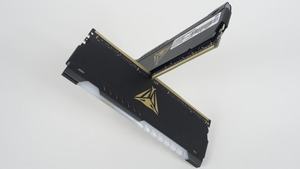 Patriot Viper Steel RGB