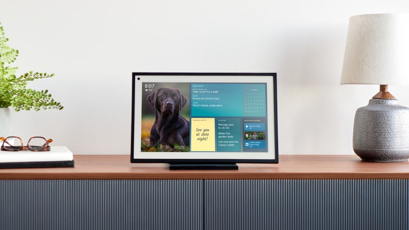 Amazon Echo Show 15 Smarte Familienzentrale mit 15,6ZollDisplay