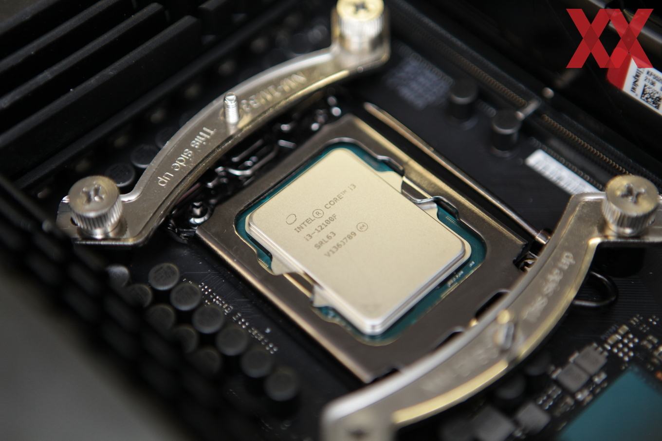 Intel-Core-i3-12100F-06_D52D300184FF4FE1B27A2BC9462D5E23.jpg