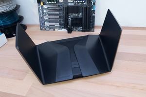 Netgear Nighthawk AX12