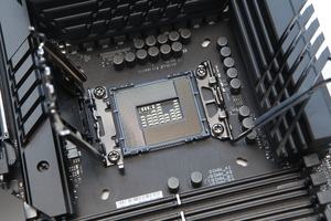 ASUS ROG Maximus Z690 Hero