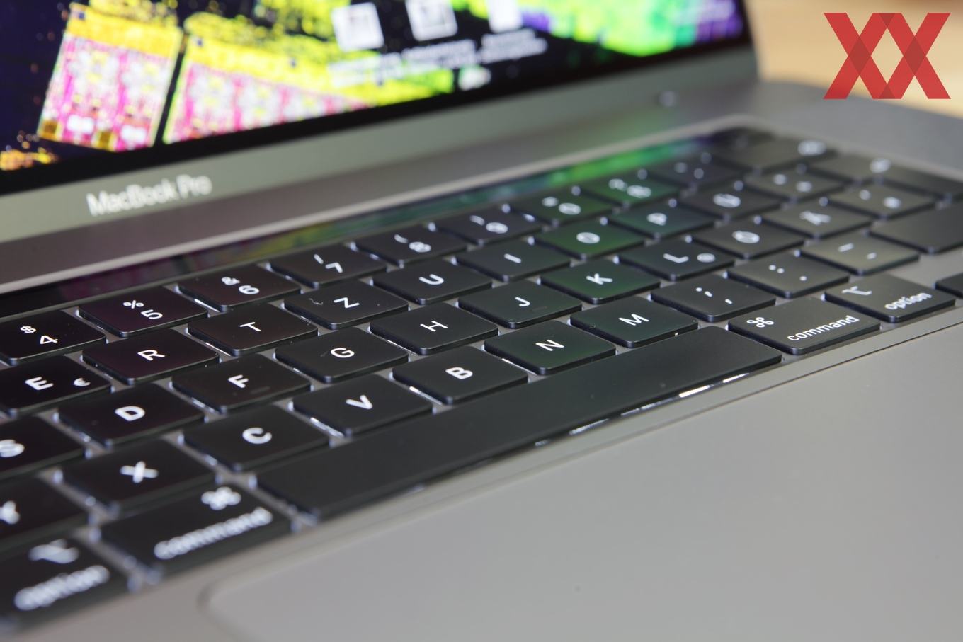 Eine Neue Tastatur Und Stabile Leistung Das 16 Macbook Pro Im Test Hardwareluxx