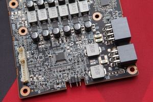 Sapphire Radeon RX 6700 XT Nitro+