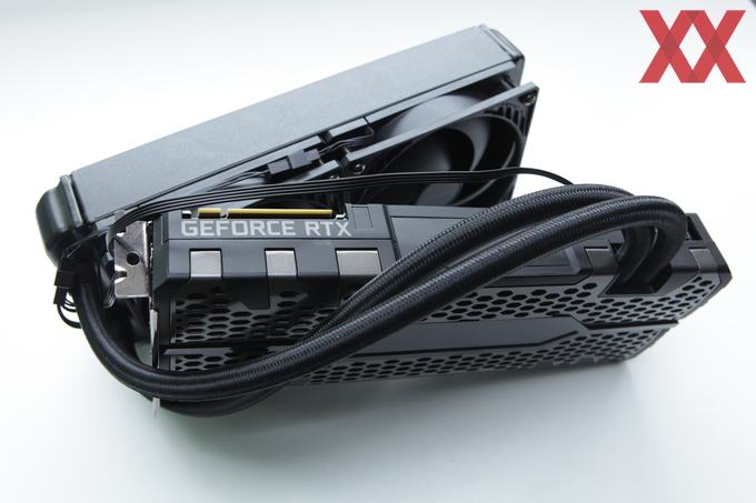 Mit AiO-Kühlung: Inno3D ICHILL GeForce RTX 2080 Ti Black im Test Hardwareluxx