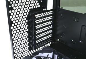 Fractal Design Torrent