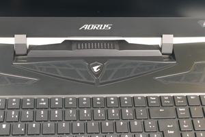 AORUS X9 DT