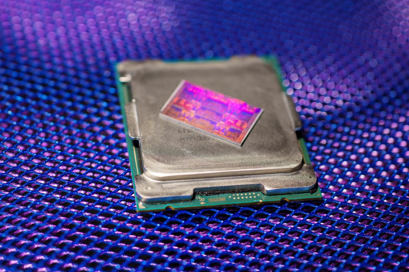 Intel core 12600k. Процессор Core i9 12900k. Процессор i7 12700k. I5 12600k. I7 12800h.