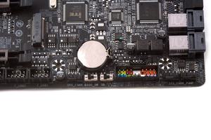 Der BIOS-Switch zum Umschalten zwischen den beiden ROMs und eine weiterer Schalter für das Single-BIOS-Feature.