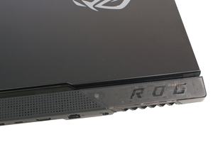 ASUS ROG Strix Scar 17 G733QS im Test