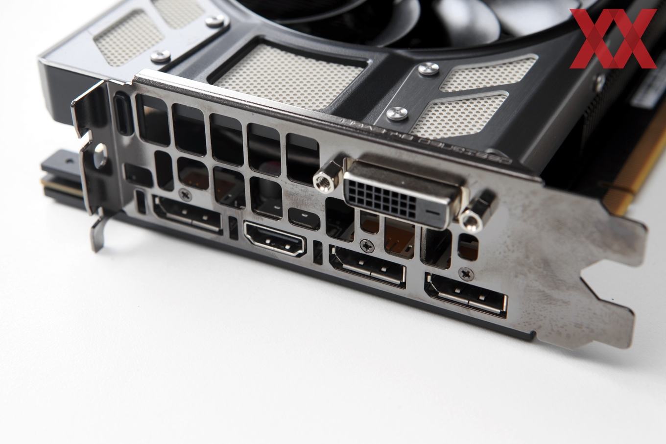 Gtx 1070 hdmi. EVGA 1070ti. GTX 1070ti разъемы. MSI 1070 GTX разъемы.