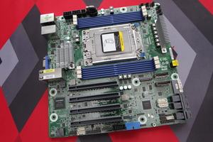 ASRock Rack ROMED6U-2L2T