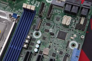 ASRock Rack ROMED6U-2L2T