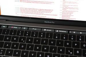 Apple MacBook Pro mit Touch Bar