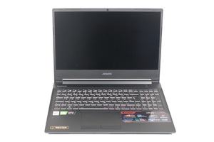Gigabyte AORUS 5 im Test