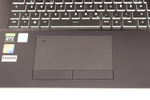XMG PRO 17 E21 im Test