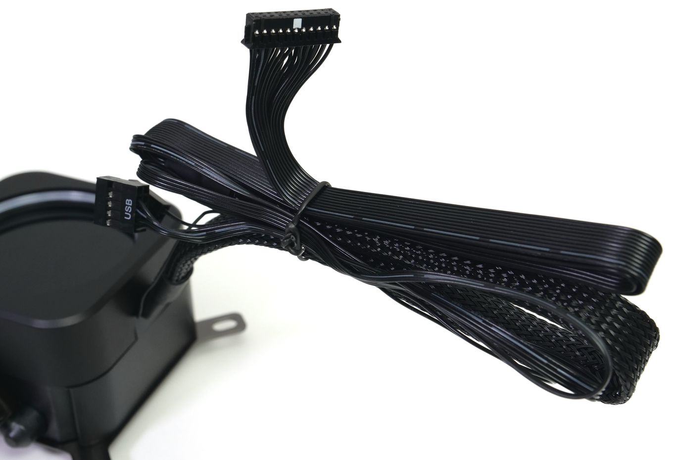 Corsair iCUE H170i Elite LCD